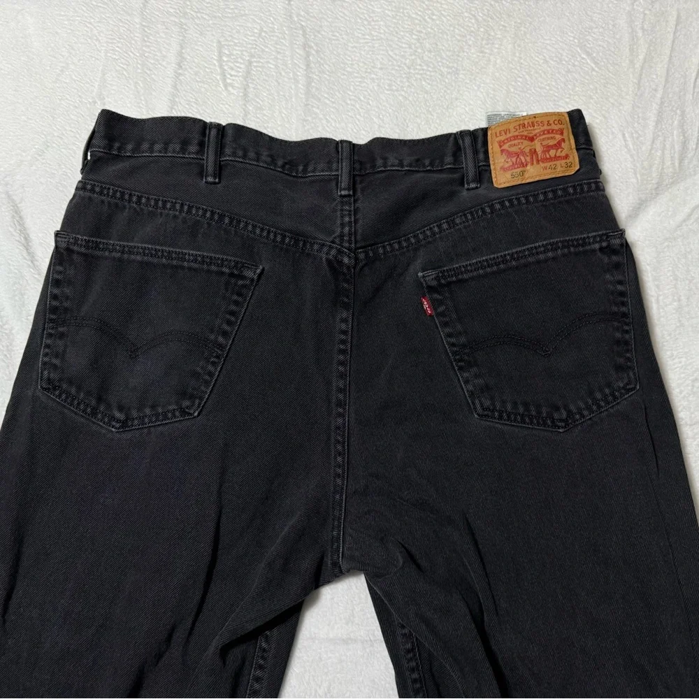 Levis 550 Jeans Mens 39x29 Black Relaxed Fit Tapered Leg‎ Dark Wash